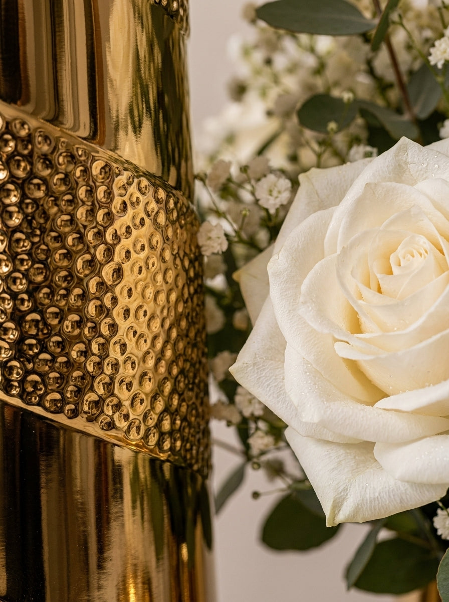 Set Decorativo de 5 Piezas: Jarrones de Cristal Dorado con Bandeja y Accesorios