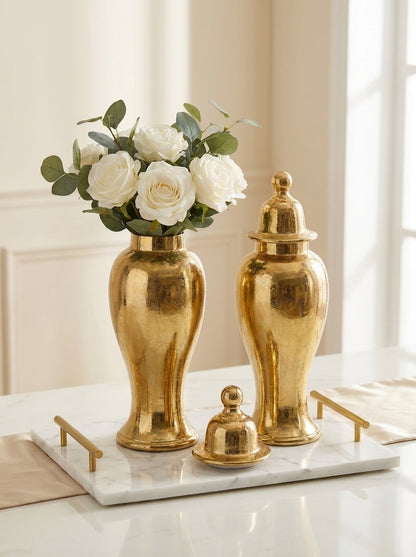 Set Decorativo Elegante de 3 Piezas con Jarrones Dorados y Bandeja