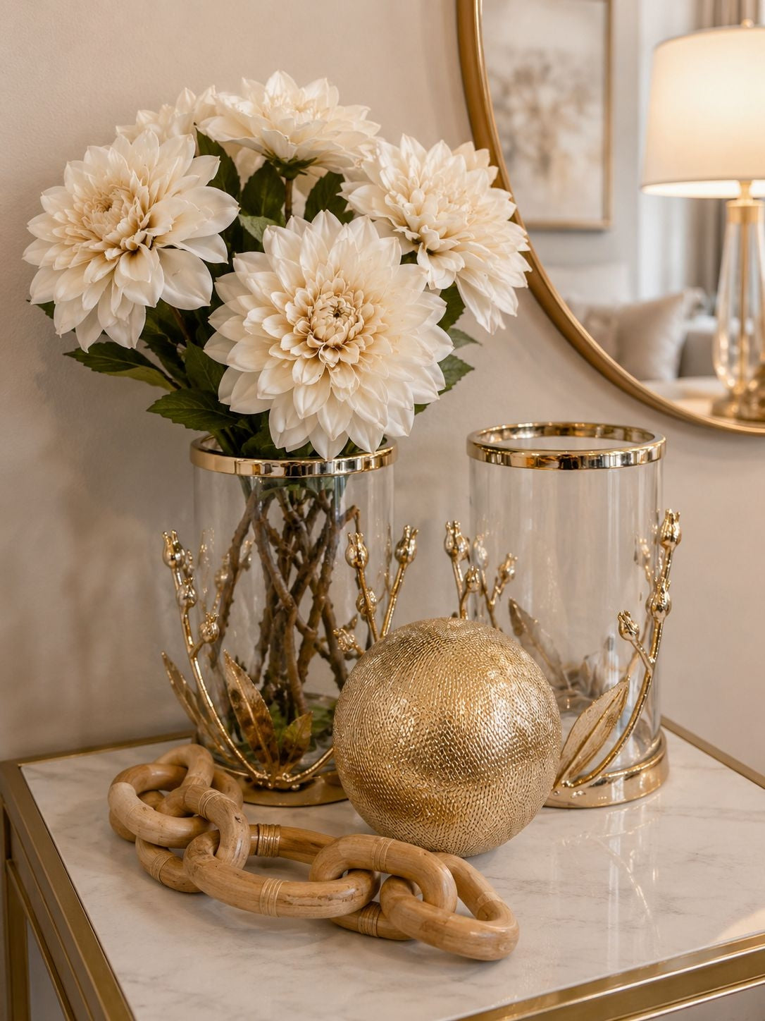 Set Decorativo "Clásico Elegante": 5 Piezas con Jarrones de Cristal, Oro y Madera